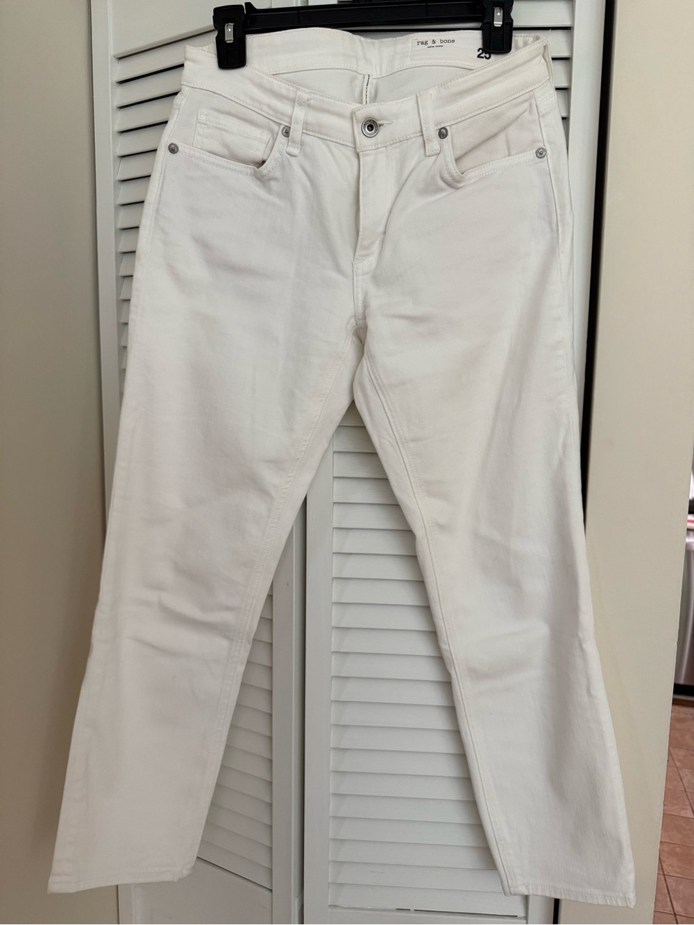 rag & bone White Dre Low-Rise Slim Boyfriend Jeans